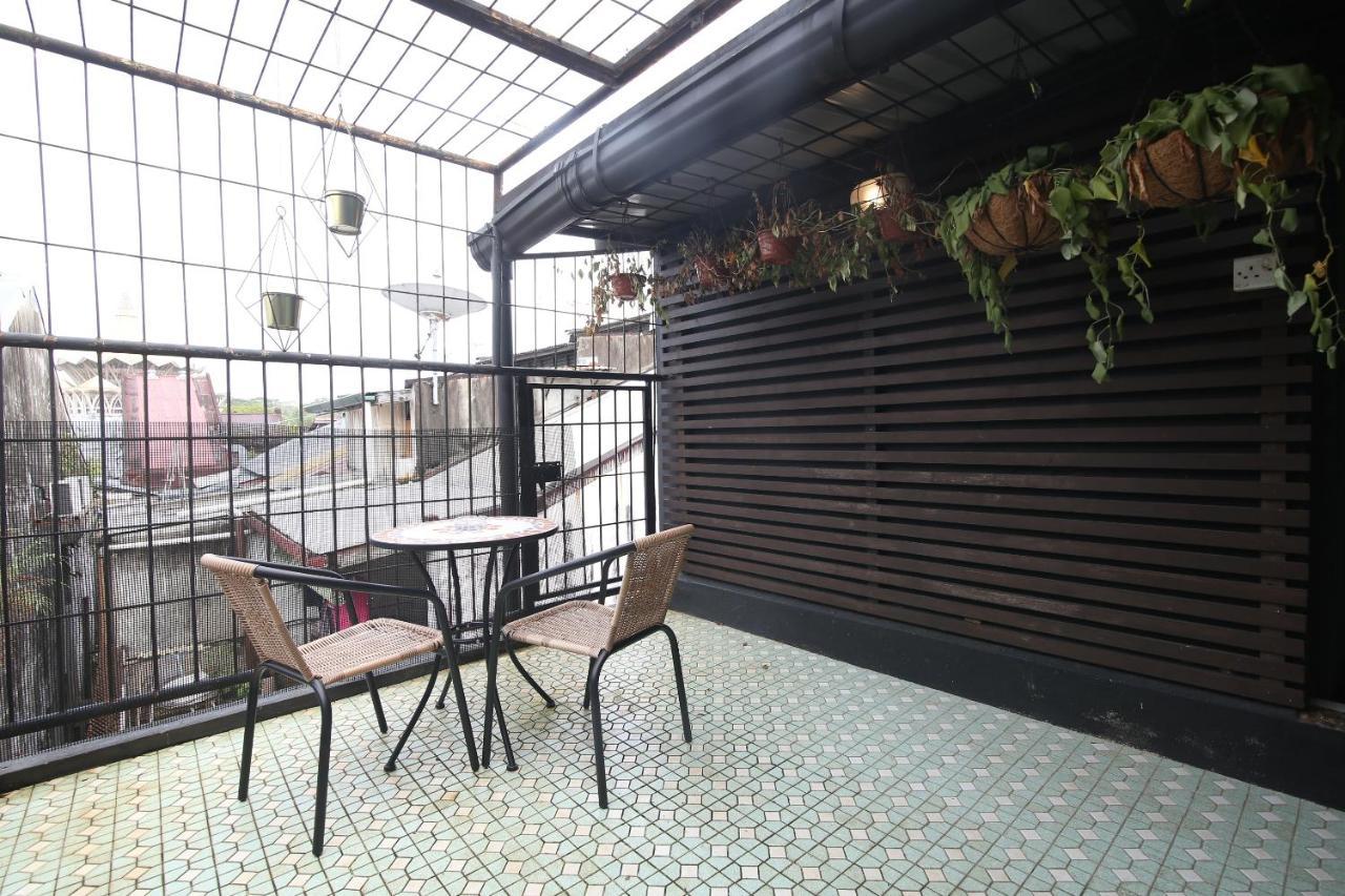 Spot On 90141 Threehouse Bed & Breakfast Kuching Eksteriør bilde