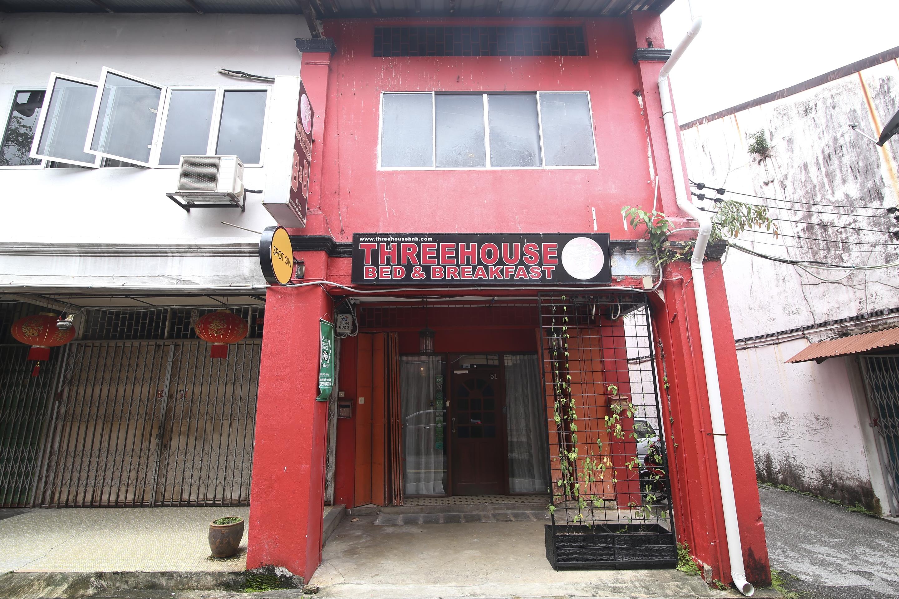 Spot On 90141 Threehouse Bed & Breakfast Kuching Eksteriør bilde