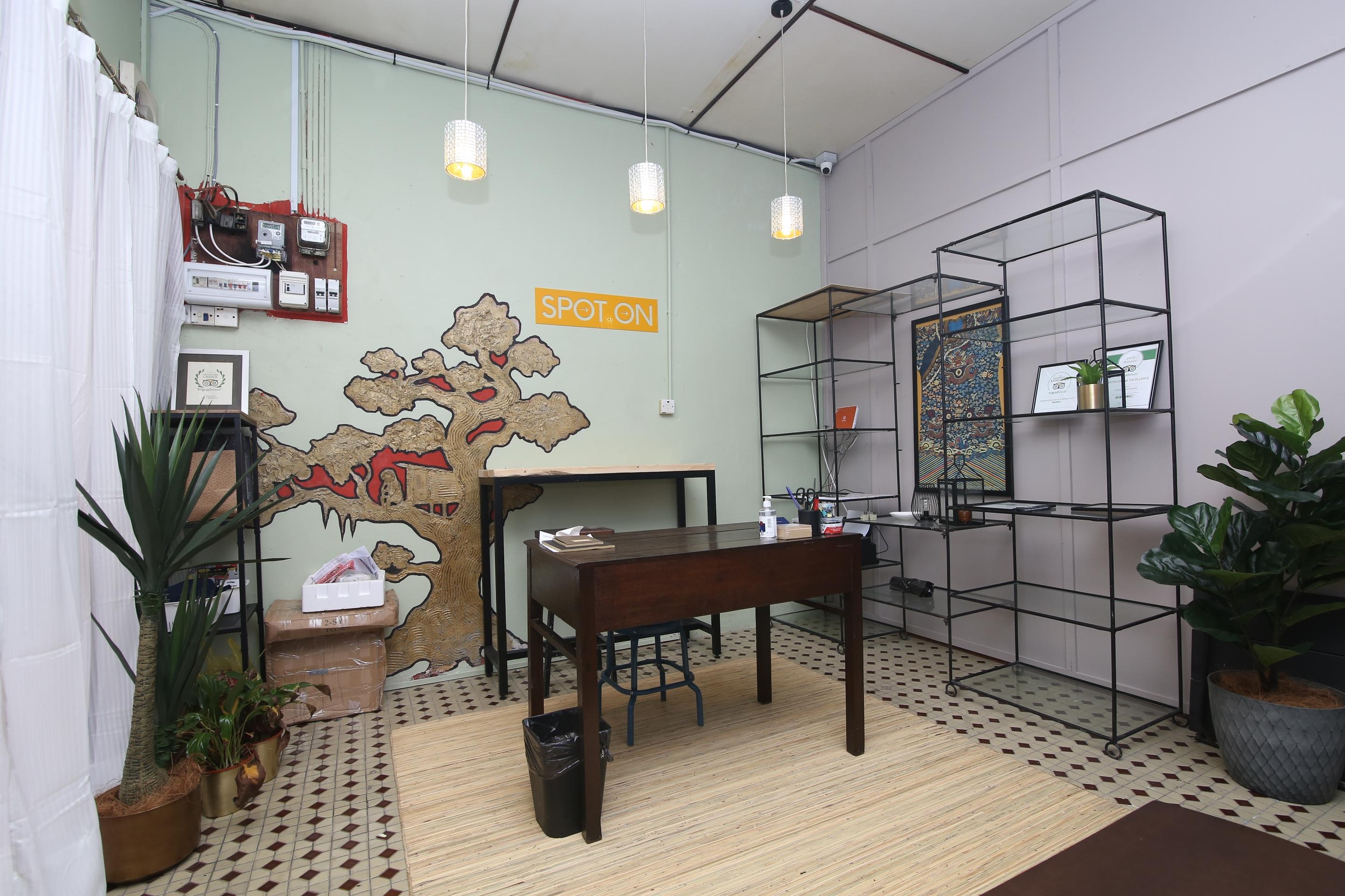 Spot On 90141 Threehouse Bed & Breakfast Kuching Eksteriør bilde